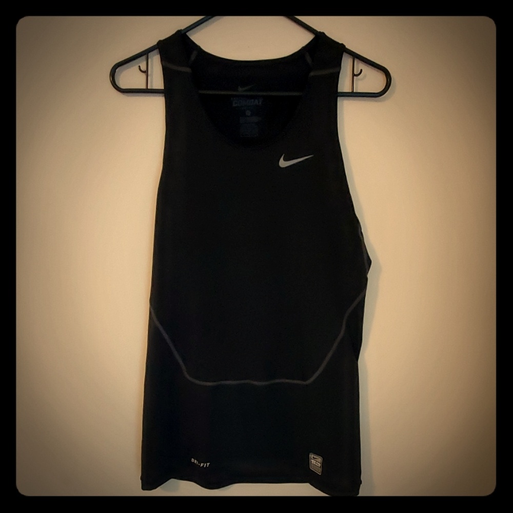 Nike drifit tank